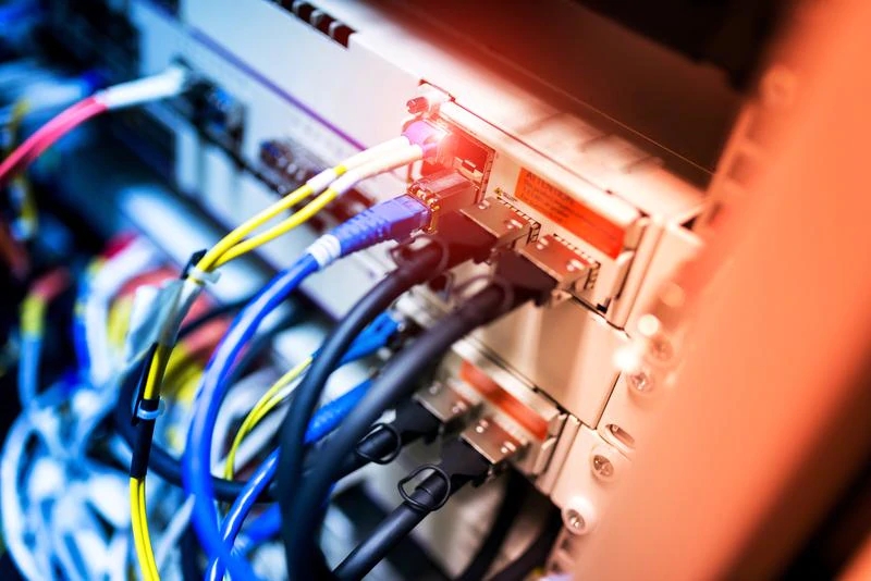 Why are Dedicated Servers Are Better Than P2P for Gaming? Techno FAQ